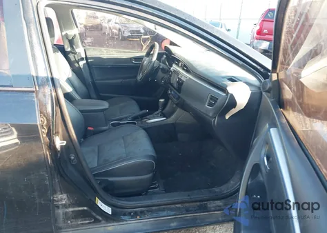 2015 Toyota Corolla S Plus z USA, uszkodzony, nr VIN 2T1BURHE8FC389017